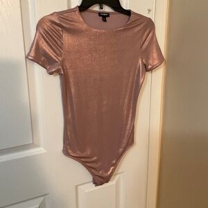 EXPRESS Shirt - size: XS - color: Shimmer Pink